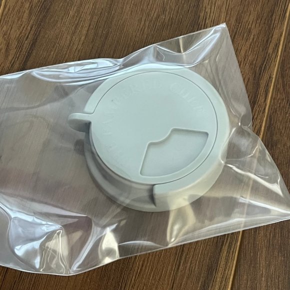 The Pampered Chef Deluxe Cheese Grater Replacement Lid #1278 *NEW* - Picture 2 of 2